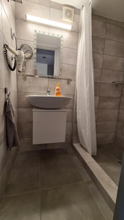 Gyulai-Fuerdo-Apartman Ii. Extérieur photo