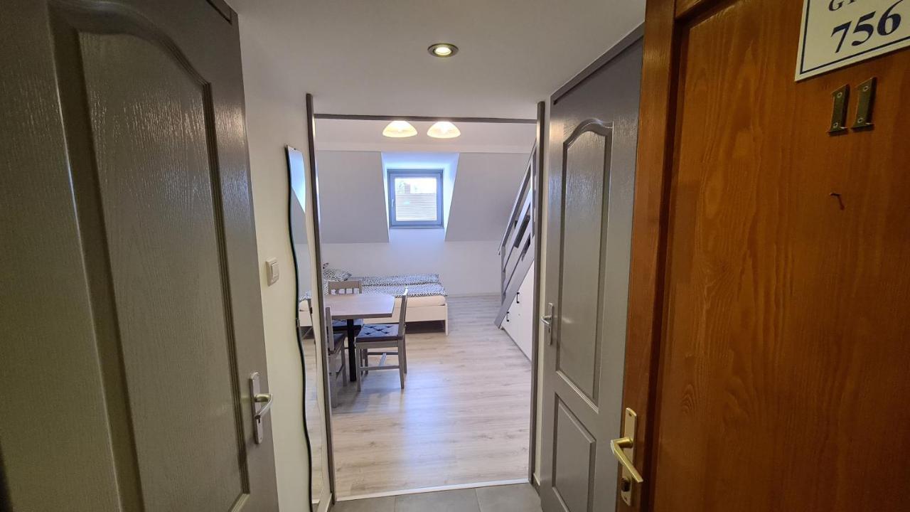 Gyulai-Fuerdo-Apartman Ii. Extérieur photo