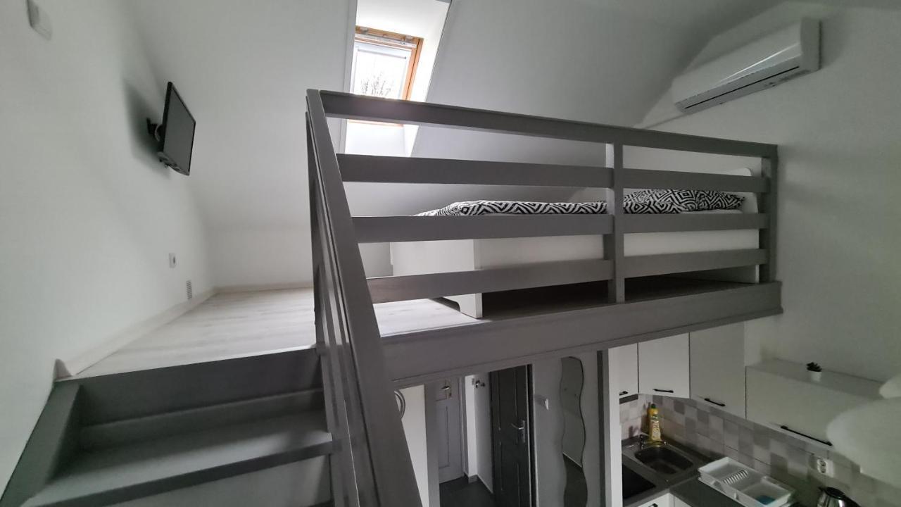 Gyulai-Fuerdo-Apartman Ii. Extérieur photo